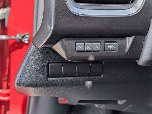 Used 2020 Lexus UX 250h w/ Premium Package image 28