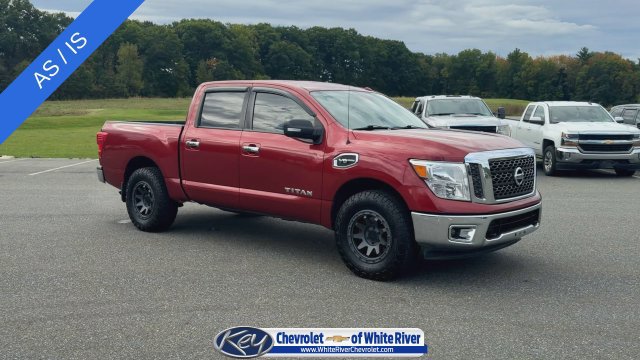 Used 2017 Nissan Titan SV AWD/4WD image 2