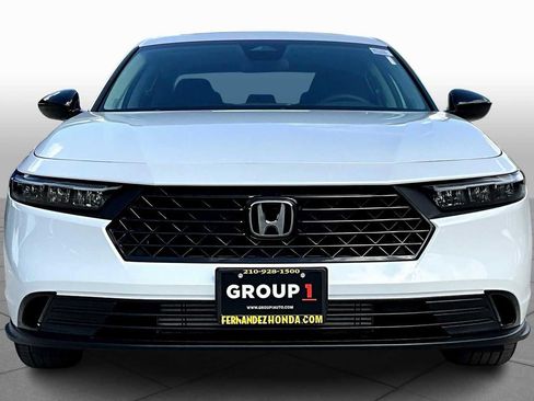 New 2025 Honda Accord SE image 3