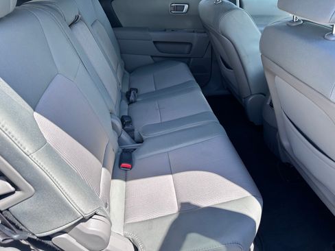 Used 2014 Honda Pilot EX image 10