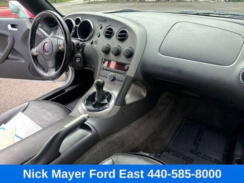 Used 2007 Pontiac Solstice Convertible w/ Premium Package image 24