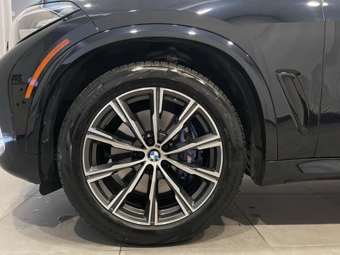 Used 2022 BMW X5 xDrive40i w/ M Sport Package AWD/4WD image 7