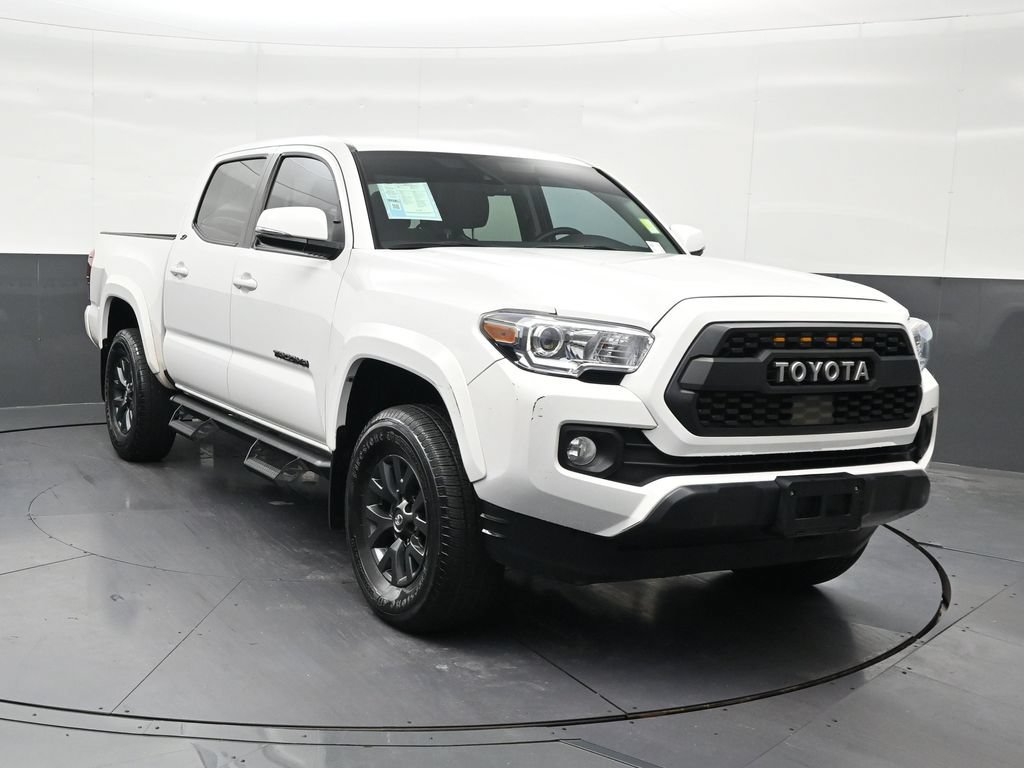 Used 2023 Toyota Tacoma SR5 AWD/4WD image 8