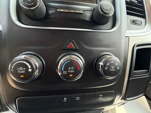 Used 2019 RAM 1500 Warlock AWD/4WD image 16