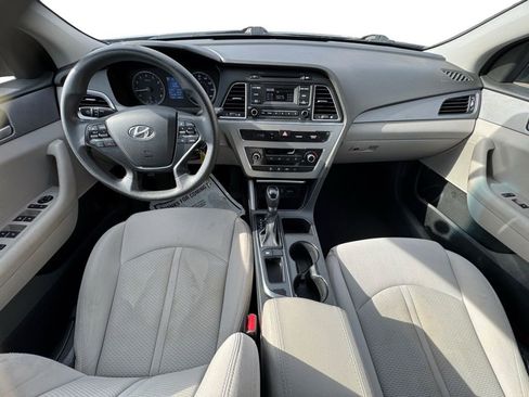 Used 2016 Hyundai Sonata SE image 12