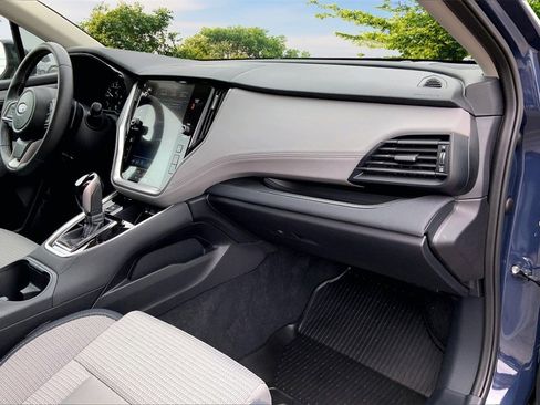 Certified 2025 Subaru Outback Premium image 26