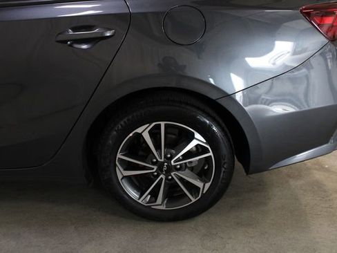 Used 2023 Kia Forte LXS w/ LXS Technology Package FWD image 28