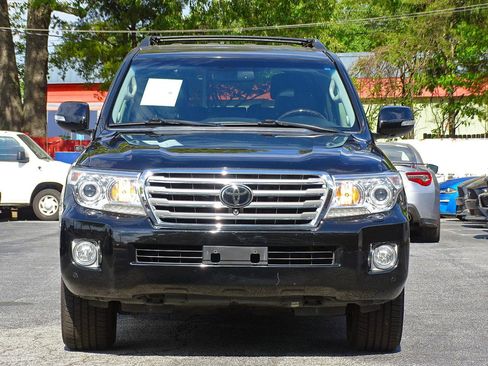 Used 2015 Toyota Land Cruiser AWD/4WD image 7
