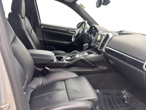 Used 2012 Porsche Cayenne S image 15