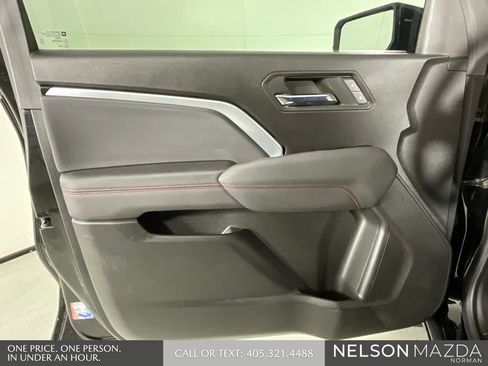 Used 2023 Chevrolet Colorado Z71 w/ Z71 Convenience Package 2 AWD/4WD image 16