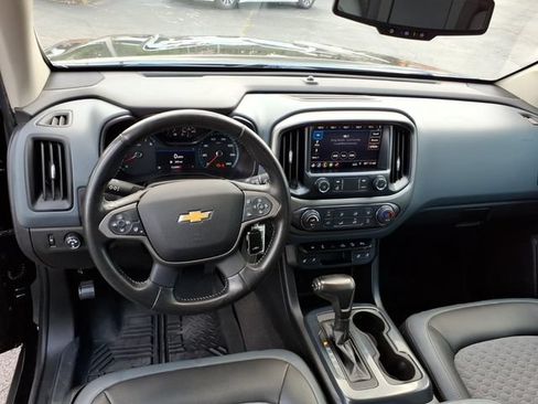 Used 2020 Chevrolet Colorado Z71 AWD/4WD image 7