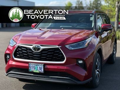 Certified 2021 Toyota Highlander XLE