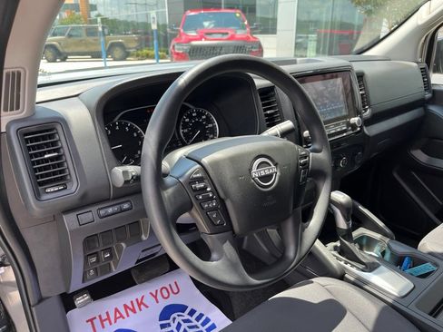 Used 2024 Nissan Frontier S AWD/4WD image 7