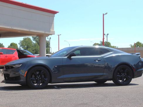Used 2021 Chevrolet Camaro SS RWD image 6