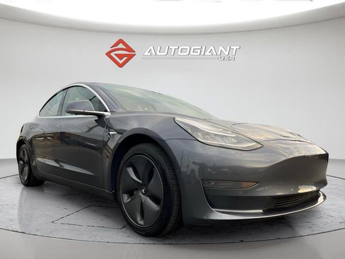 Used 2020 Tesla Model 3 Standard Range image 8