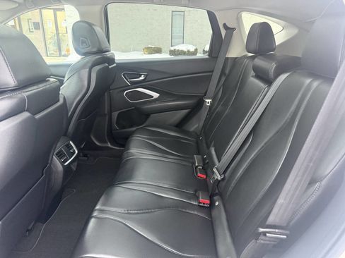 Used 2024 Acura RDX SH-AWD image 19