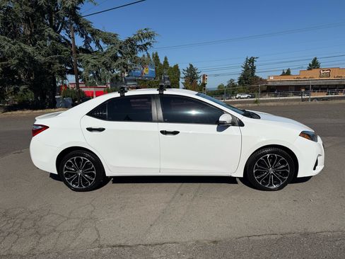 Used 2016 Toyota Corolla S Premium image 7