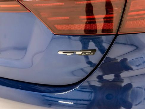 Used 2024 Kia Forte GT-Line w/ GT-Line Premium Package FWD image 7
