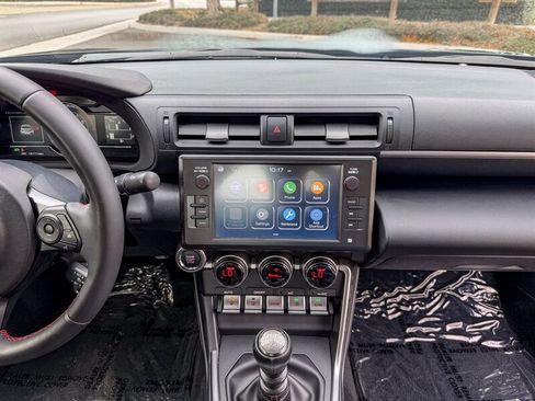 Used 2024 Subaru BRZ Premium image 22