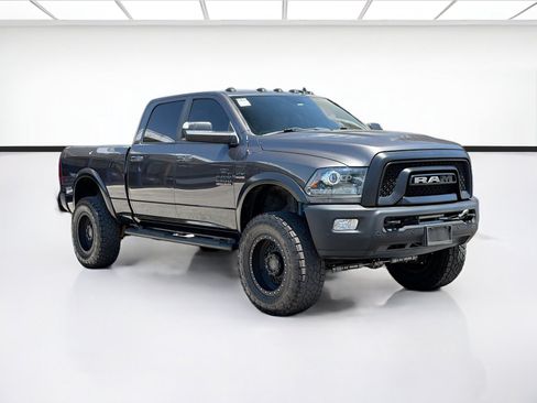 Used 2018 RAM 2500 Power Wagon AWD/4WD image 3