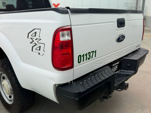 Used 2016 Ford F250 XL w/ Power Equipment Group AWD/4WD image 13