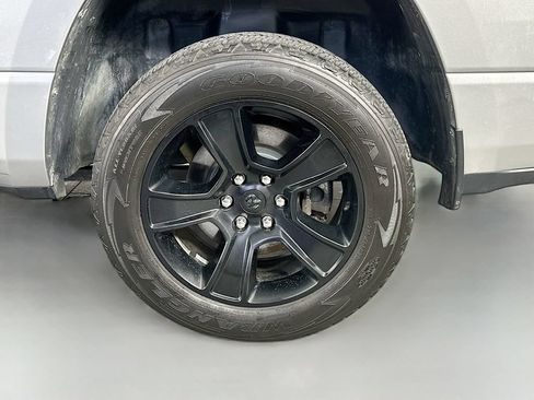 Used 2022 RAM 1500 Big Horn AWD/4WD image 34