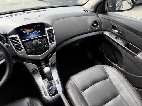 Used 2014 Chevrolet Cruze LTZ image 18
