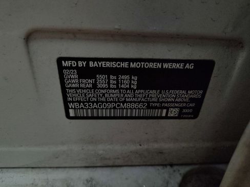 Used 2023 BMW 530e xDrive w/ Premium Package image 13