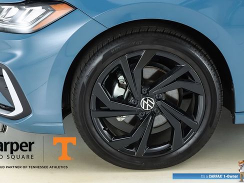Used 2025 Volkswagen Jetta SE w/ Sunroof Package FWD image 42