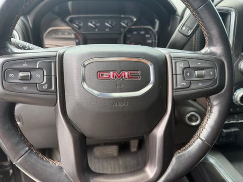Used 2021 GMC Sierra 1500 AT4 w/ AT4 Preferred Package AWD/4WD image 12