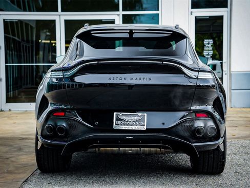 New 2025 Aston Martin DBX 707 image 9