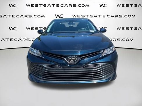 Used 2019 Toyota Camry LE image 4