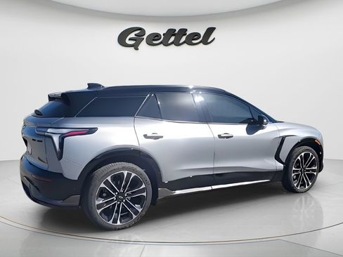 New 2026 Chevrolet Blazer EV SS w/ Performance Package image 8