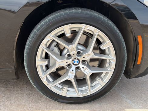 Used 2025 BMW 330i xDrive Sedan image 9