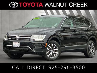 Used 2020 Volkswagen Tiguan SE w/ Panoramic Sunroof Package