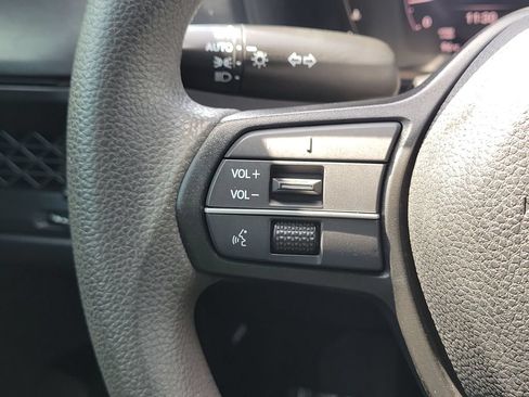 Used 2023 Honda Accord LX image 9