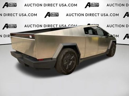 Used 2025 Tesla Cybertruck AWD Crew Cab image 25