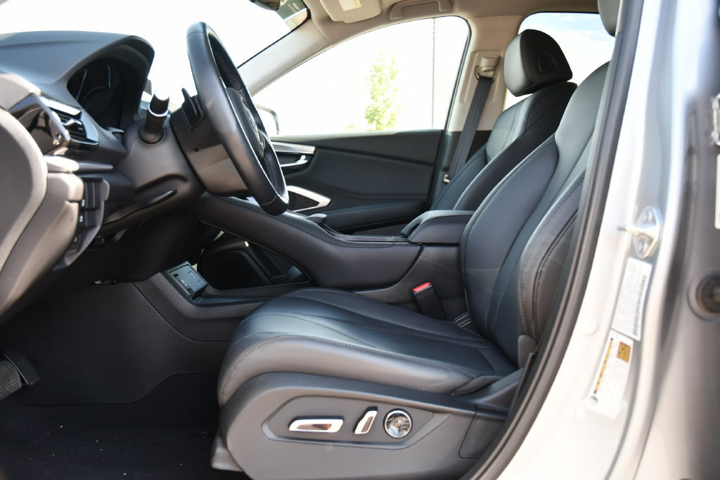 Used 2024 Acura RDX SH-AWD image 16