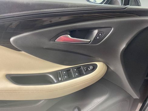 Used 2020 Buick Envision Preferred FWD image 22
