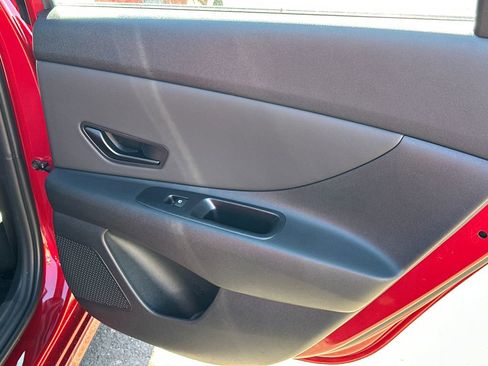 New 2025 Hyundai Elantra Sport image 16