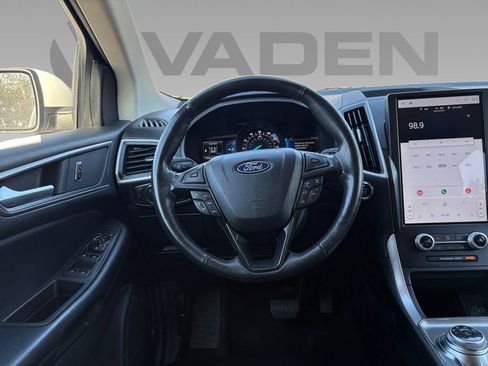 Used 2022 Ford Edge SEL image 10