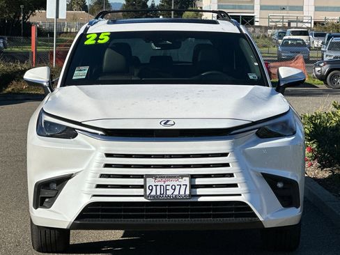 Used 2025 Lexus TX 350 FWD image 9