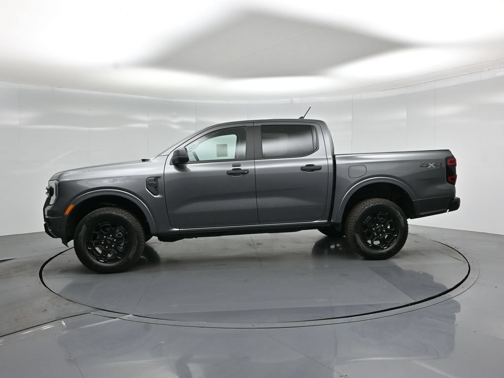 New 2026 Ford Ranger XLT w/ Black Appearance Package AWD/4WD image 24