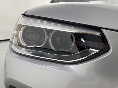 Used 2018 BMW X3 xDrive30i image 9