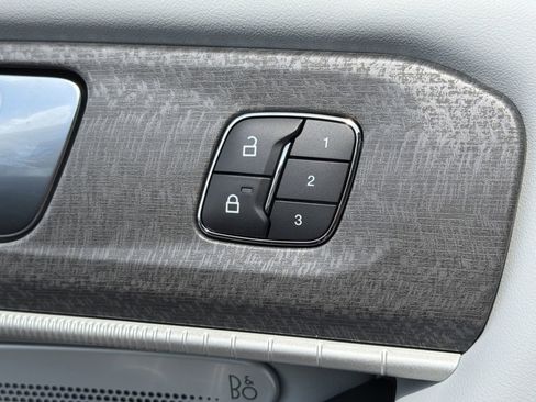 New 2026 Ford Explorer Platinum AWD/4WD image 17