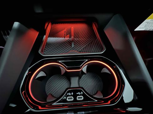 Used 2026 BMW M5 w/ Carbon Package image 22