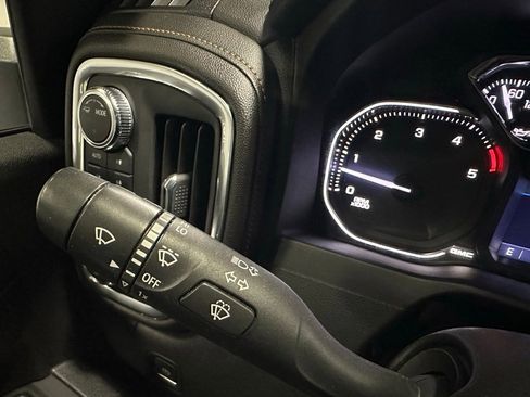 Used 2022 GMC Sierra 2500 AT4 image 22