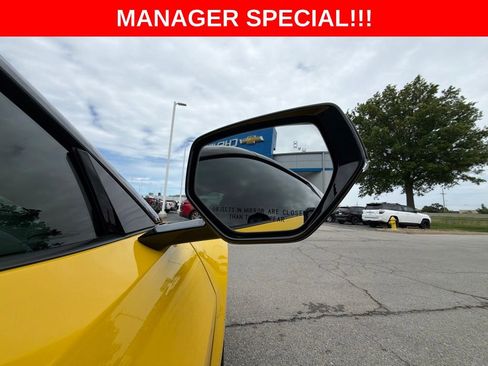 Certified 2025 Chevrolet Corvette Z06 w/ Stealth Interior Trim Package RWD image 16