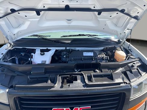 Used 2023 GMC Savana 2500 RWD image 20