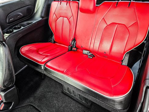 Used 2020 Chrysler Pacifica Limited w/ Quick Order Package 27H Red S image 38